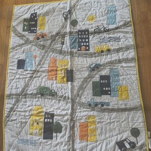 Crate&Barrel Urban Cityscape Kids Quilt Blanket Multicolor Sz 40X50 Daycare Crib